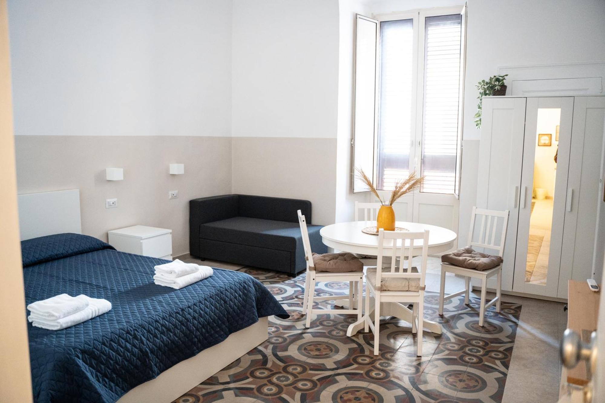 Bed and Breakfast Principe Amedeo 93 à Bari Extérieur photo