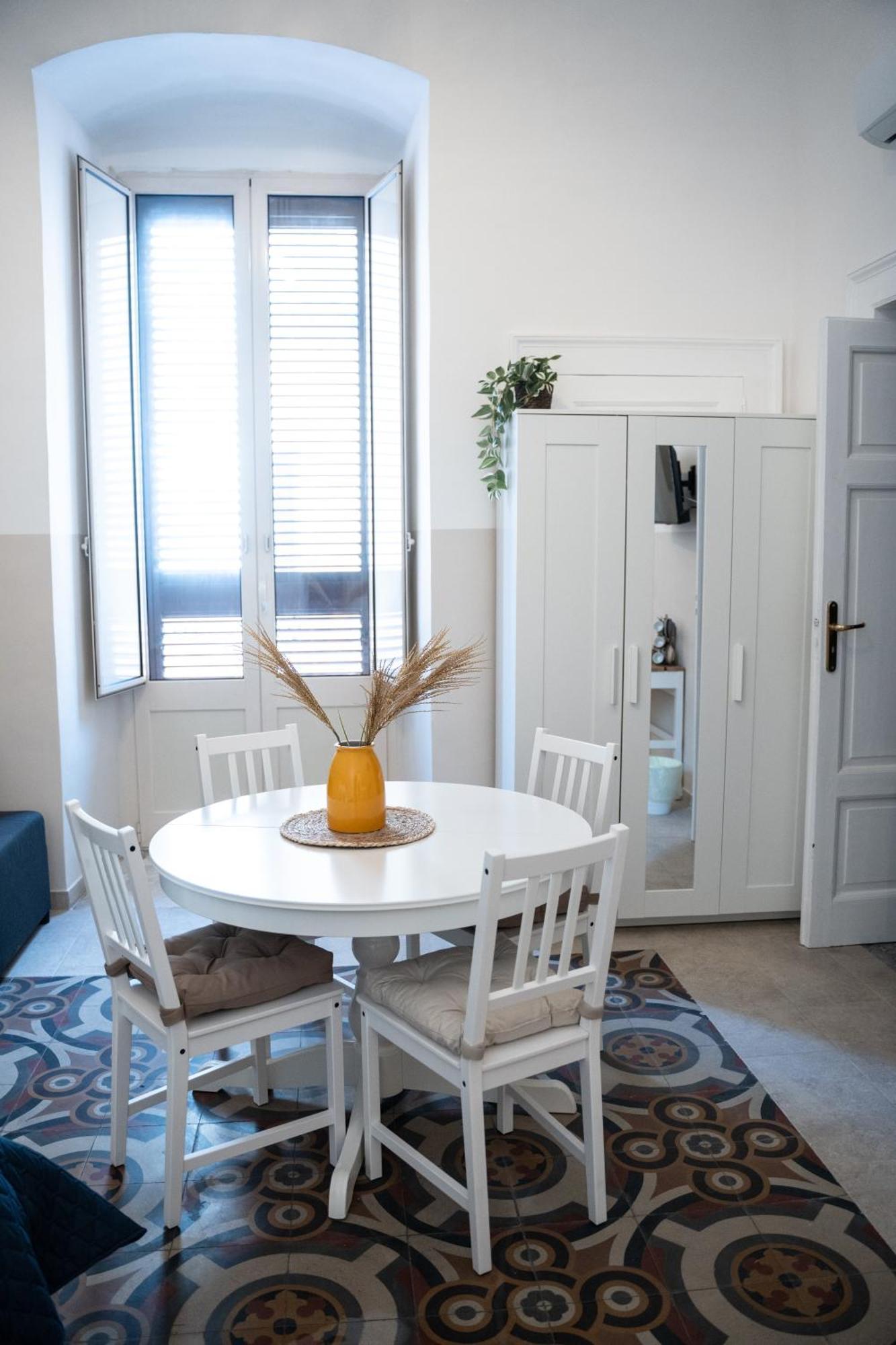 Bed and Breakfast Principe Amedeo 93 à Bari Extérieur photo