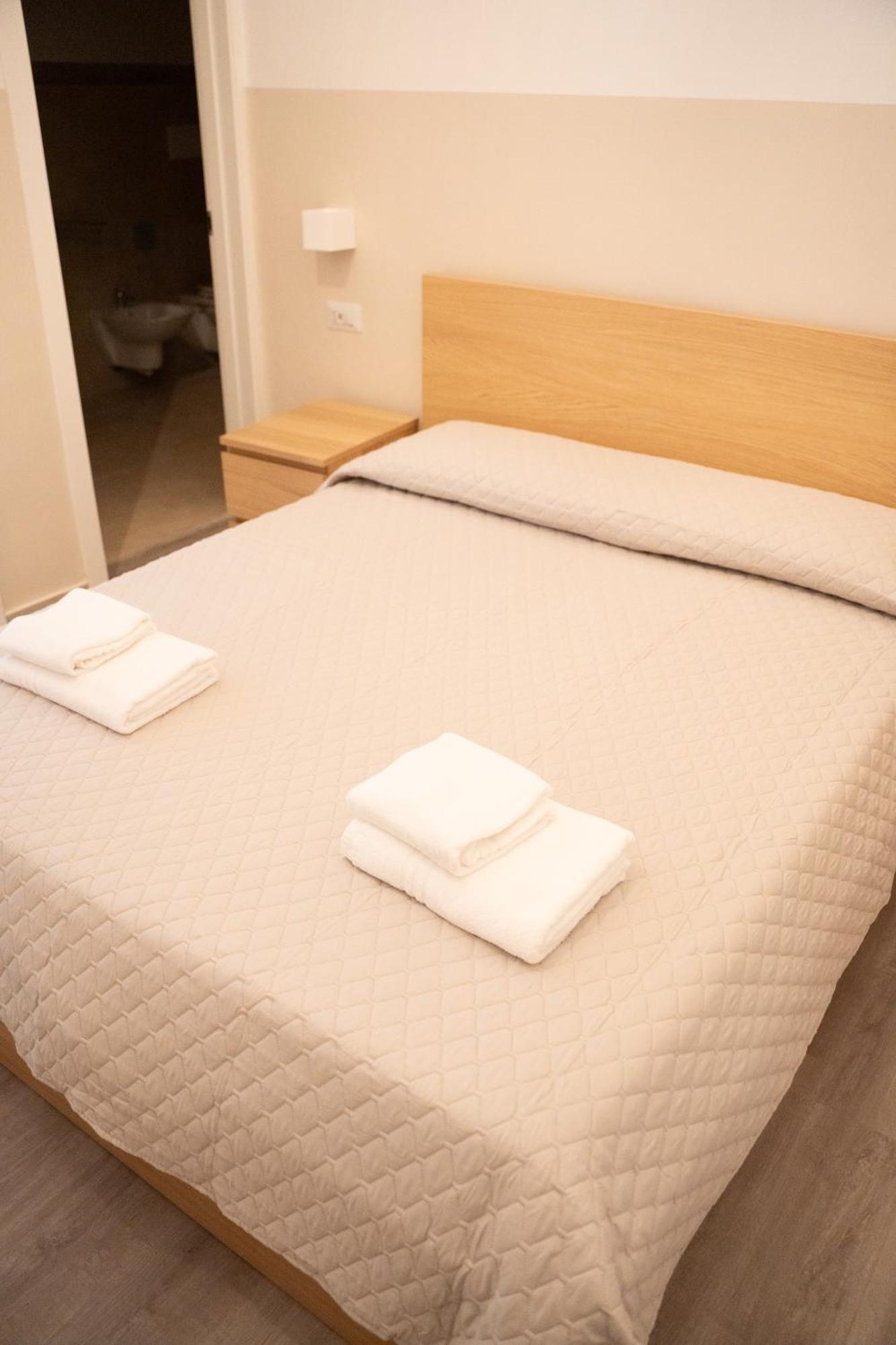 Bed and Breakfast Principe Amedeo 93 à Bari Extérieur photo