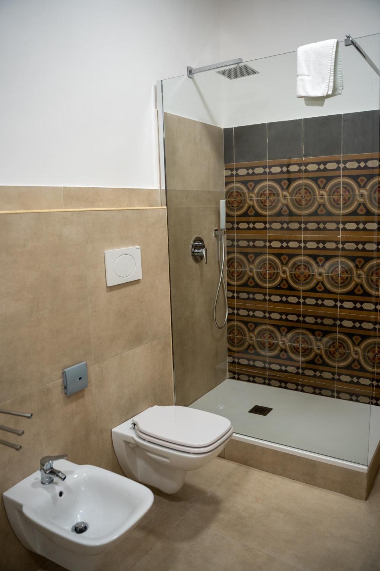 Bed and Breakfast Principe Amedeo 93 à Bari Extérieur photo