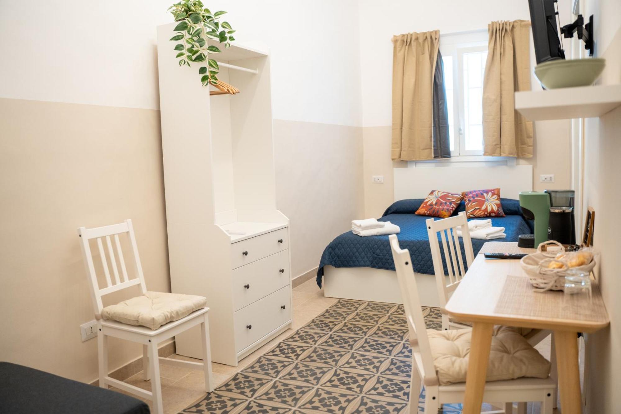 Bed and Breakfast Principe Amedeo 93 à Bari Extérieur photo